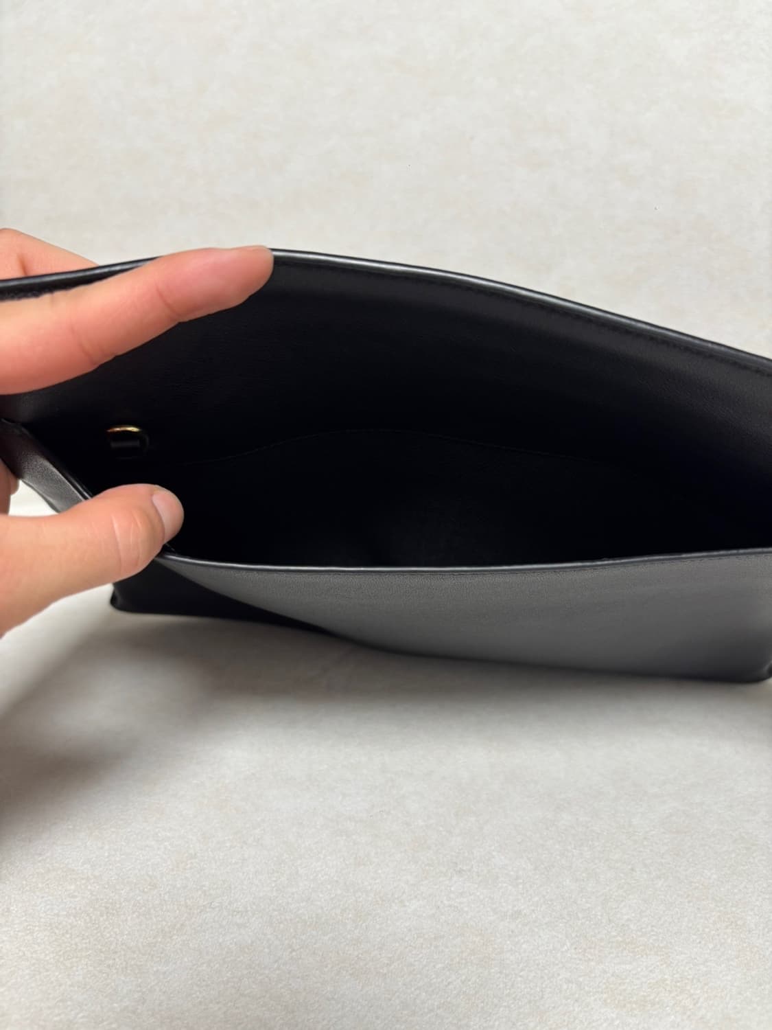 로에베 브라운 도트 파우치 상품이미지3