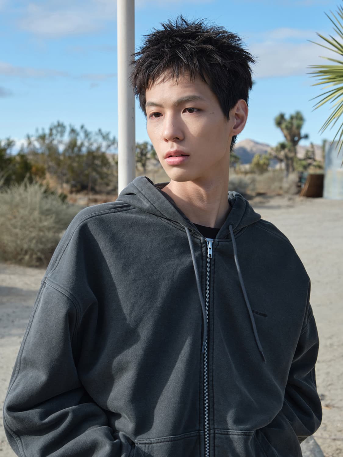 로우클래식 Lc WASHED ZIP-UP HOODIE CHARCOAL 상품이미지1