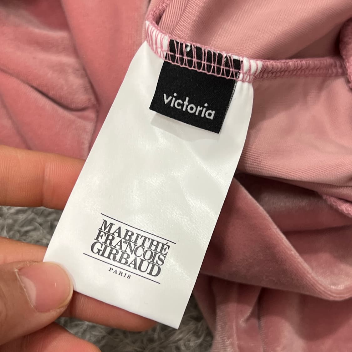 [우먼9095] 빅토리아슈즈x마리떼프랑소와저버 반집업 벨벳 맨투맨(새상품 상품이미지4