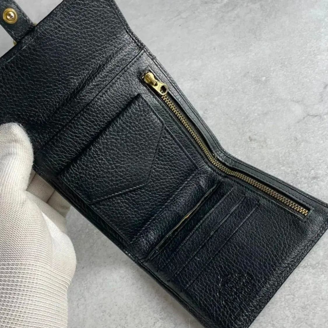 비비안 웨스트우드 트라이 버클 가죽 지갑 상품이미지7