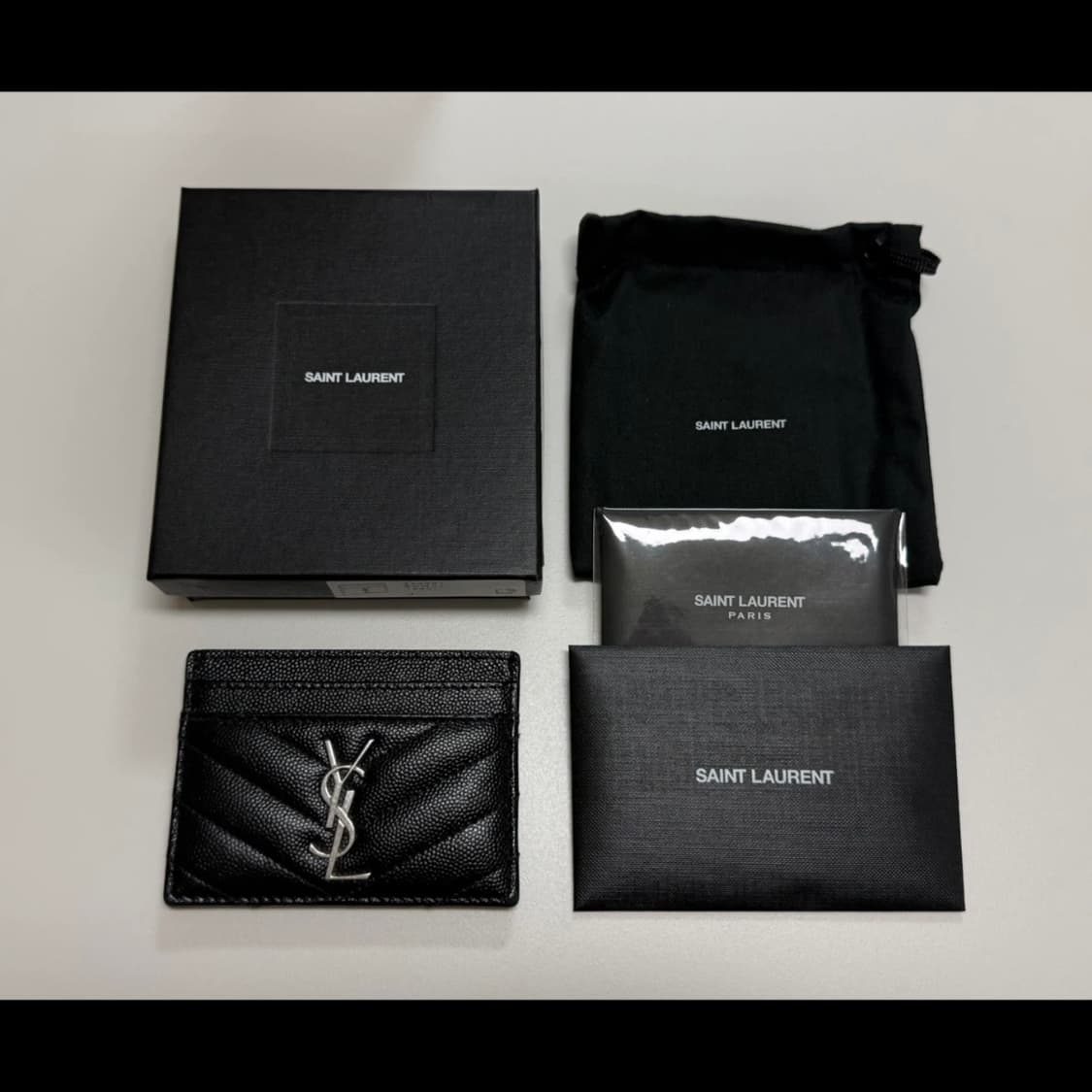 생로랑 모노그램 은장 블랙 카드지갑 풀박스 상태A 상품이미지1