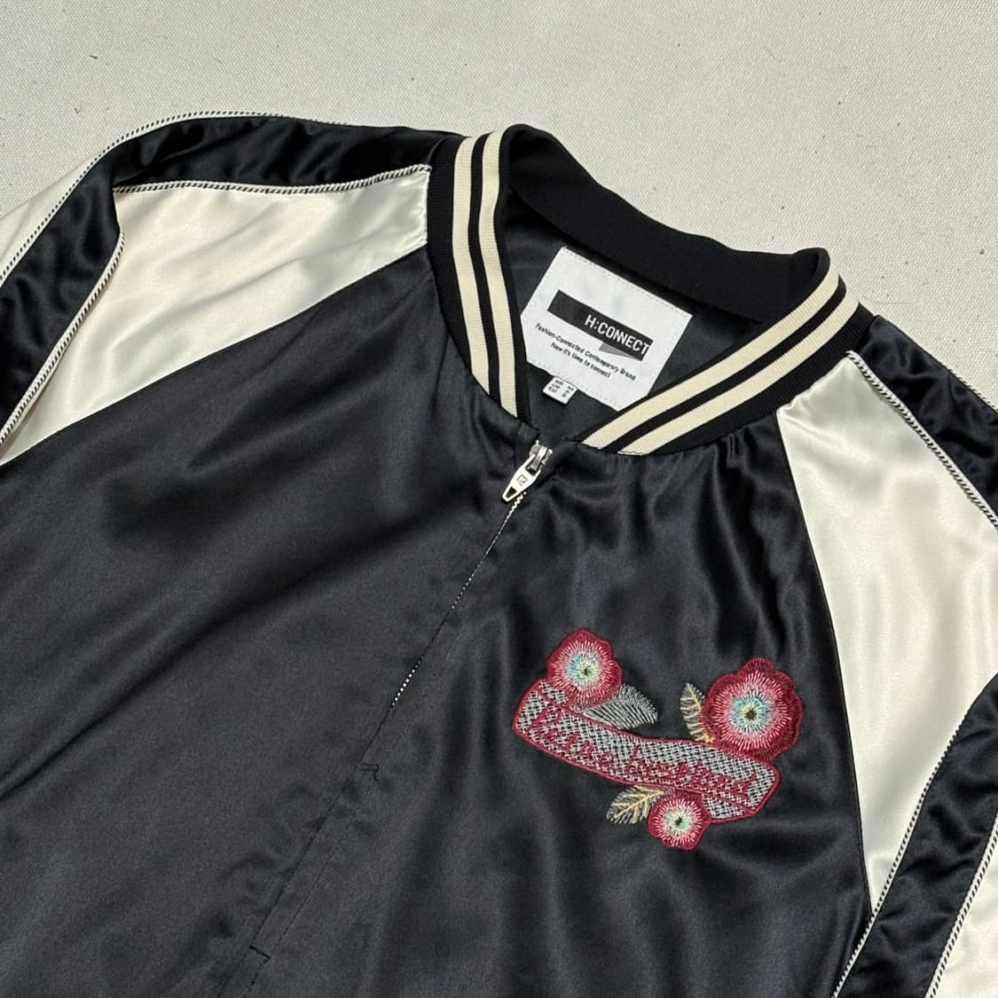 M 에이치커넥트 플라워 자수 스카쟌 상품이미지1