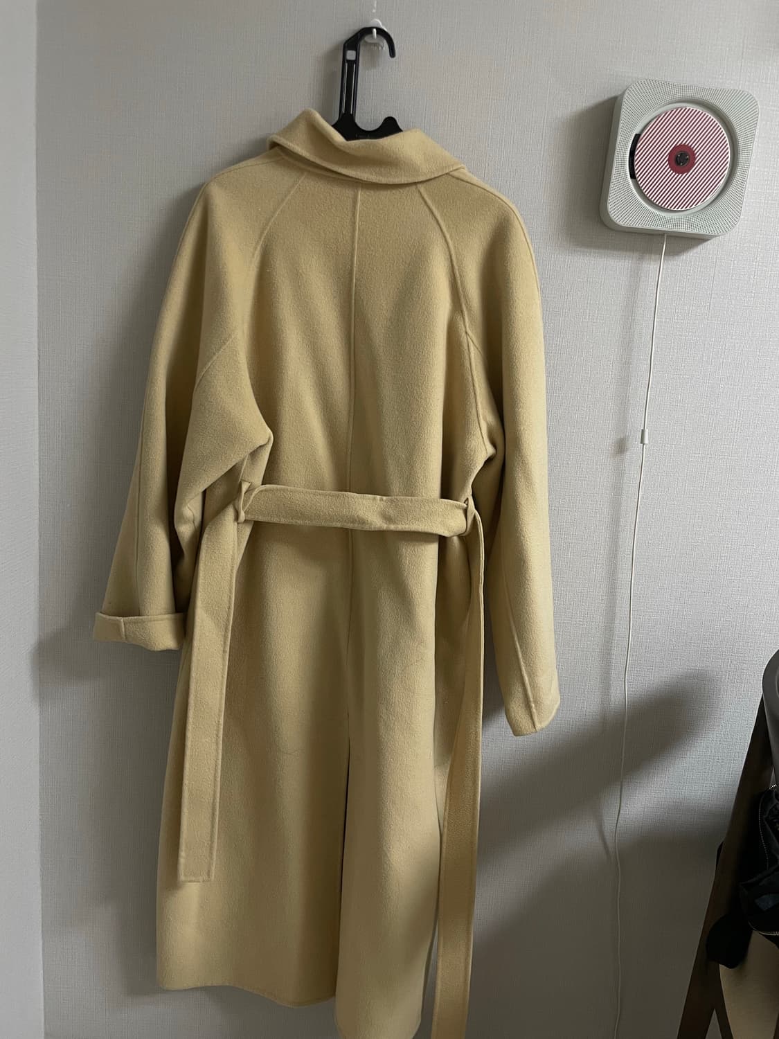 버터색 핸드메이드 롱코트 ᐝ (원가: 25만원) 상품이미지3