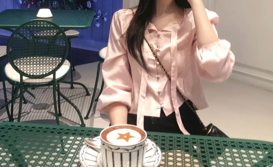 (정가 54000원)제니오- 메이 빈 블라우스(피치 핑크 컬러) 상품이미지1