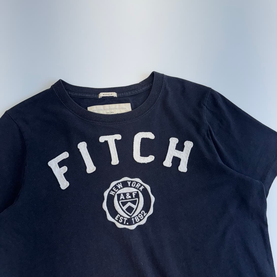 Abercrombie 아베크롬비 네이비 반팔 상품이미지4
