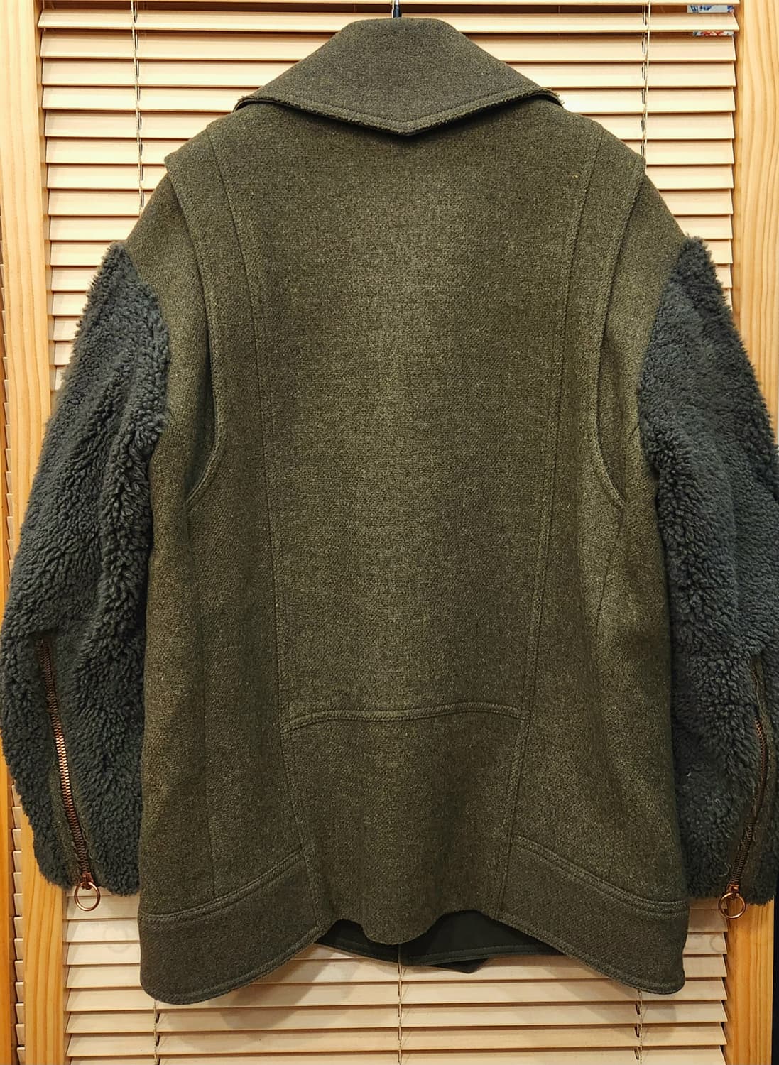 럭키슈에뜨 양털 라이더코트 상품이미지6