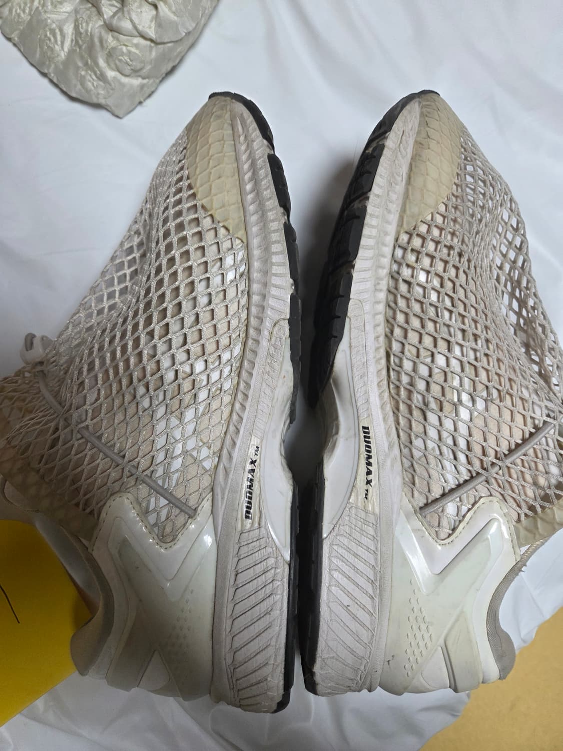 아식스 비비안웨스트우드 280사이즈 팝니다 상품이미지3