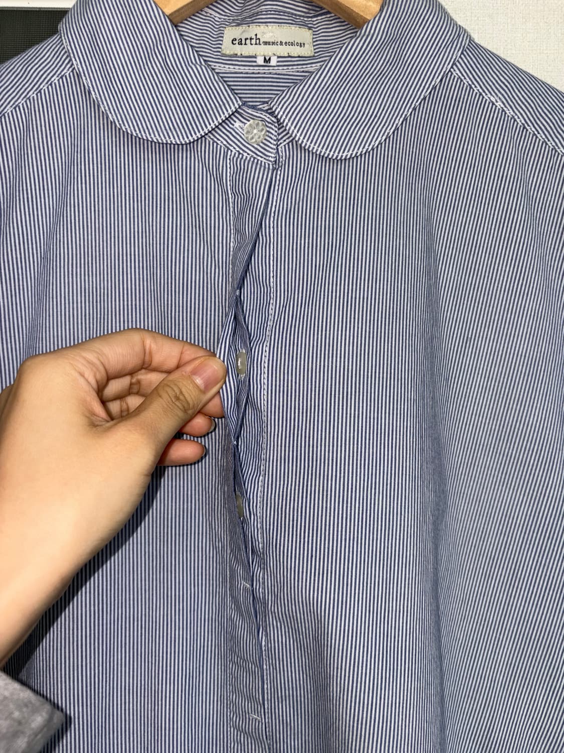 블루 스트라이프 반소매 블라우스 상품이미지4