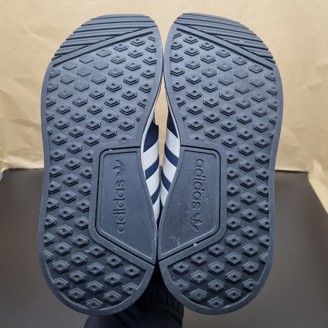 아디다스 엑스플로러 여성운동화225 상품이미지3