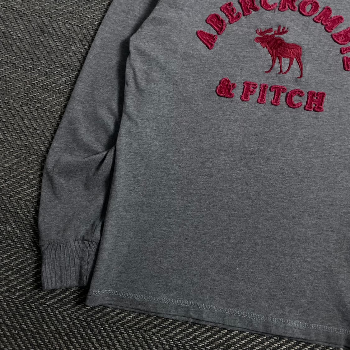 아베크롬비 y2k 무스 빅로고 롱슬리브o 4443 상품이미지3