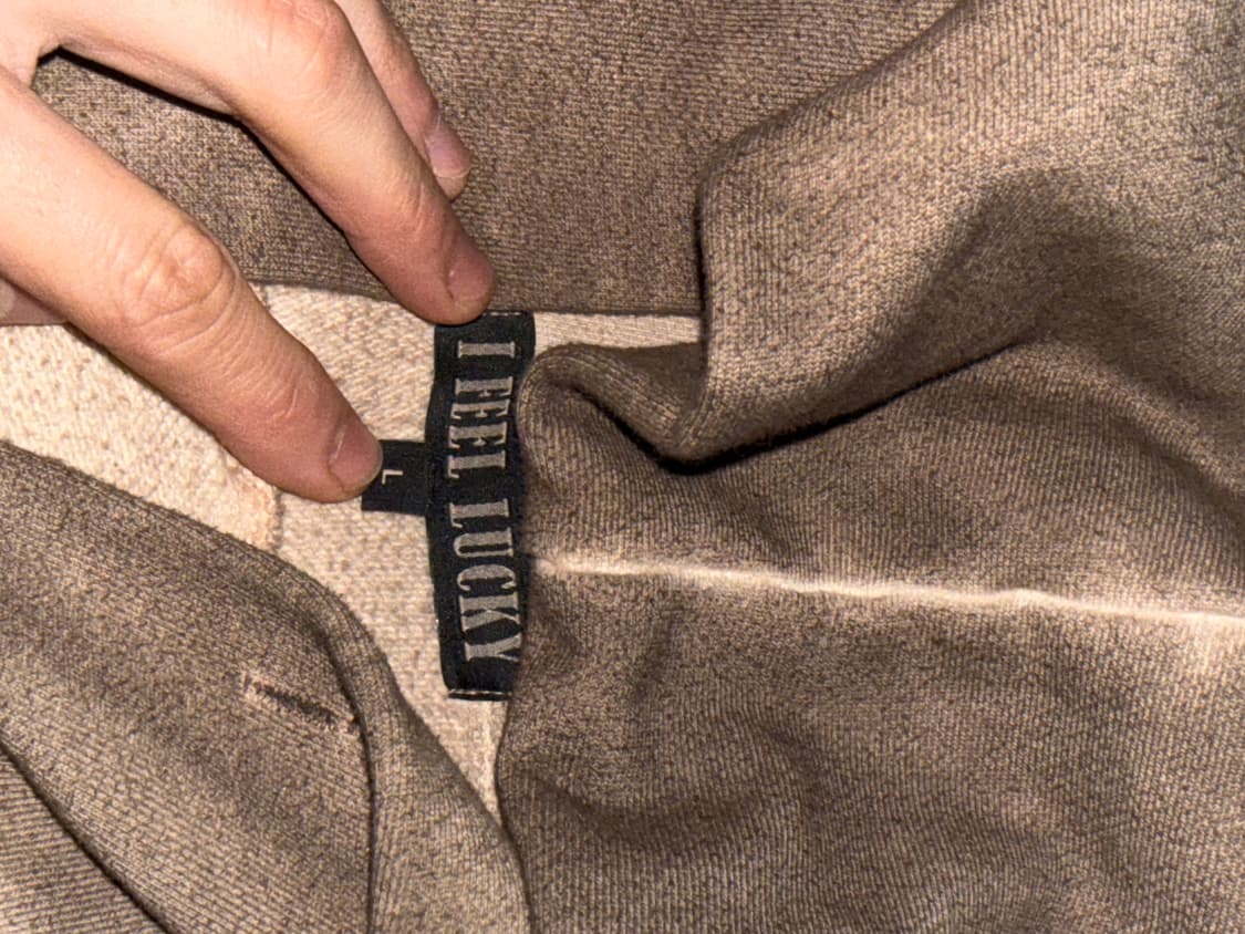 아필럭키 크롭 후디 상품이미지3