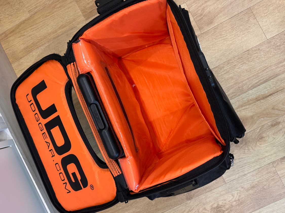 UDG 레코드 이동 가방 얼티밋 슬링백 트롤리 디럭스 MK2 상품이미지2