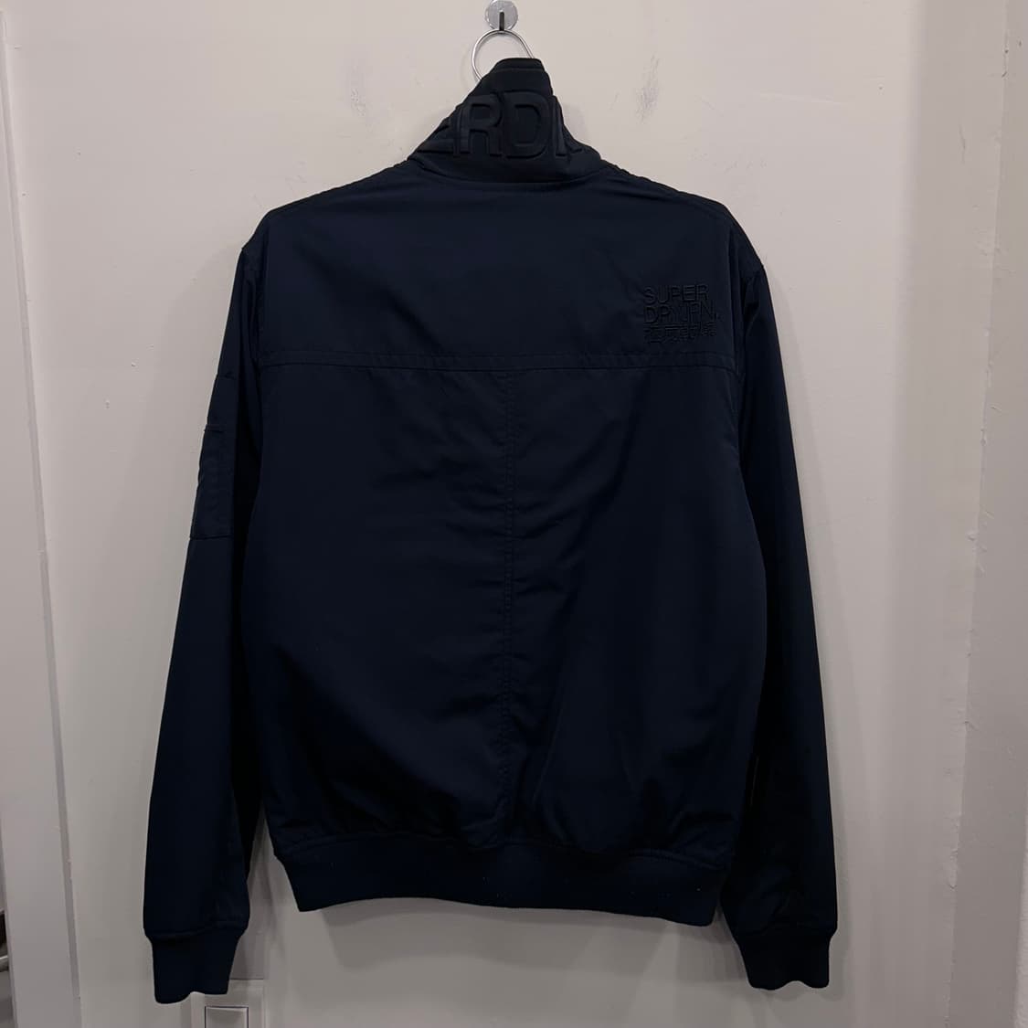 슈퍼드라이재팬 무디 나이트플라이트 라이트봄버 자켓 상품이미지5