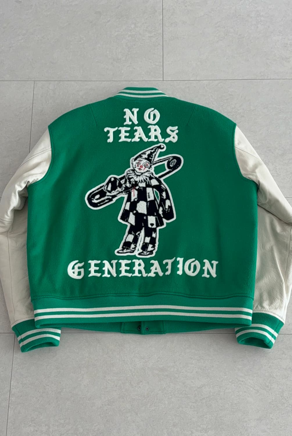 블랙아웃 바시티 그린 L 상품이미지2