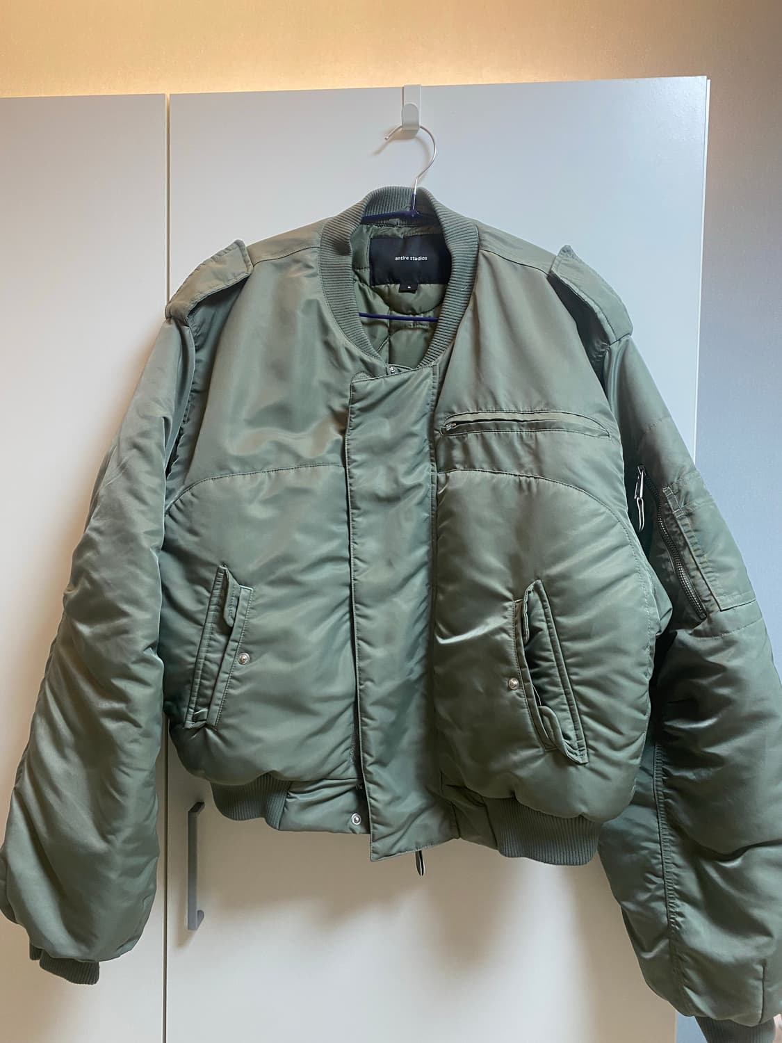 엔타이어 스튜디오 A-2 봄버 카키 상품이미지2