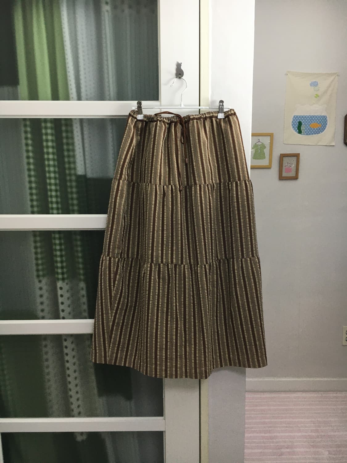 브라운 스트라이프 스커트 상품이미지1