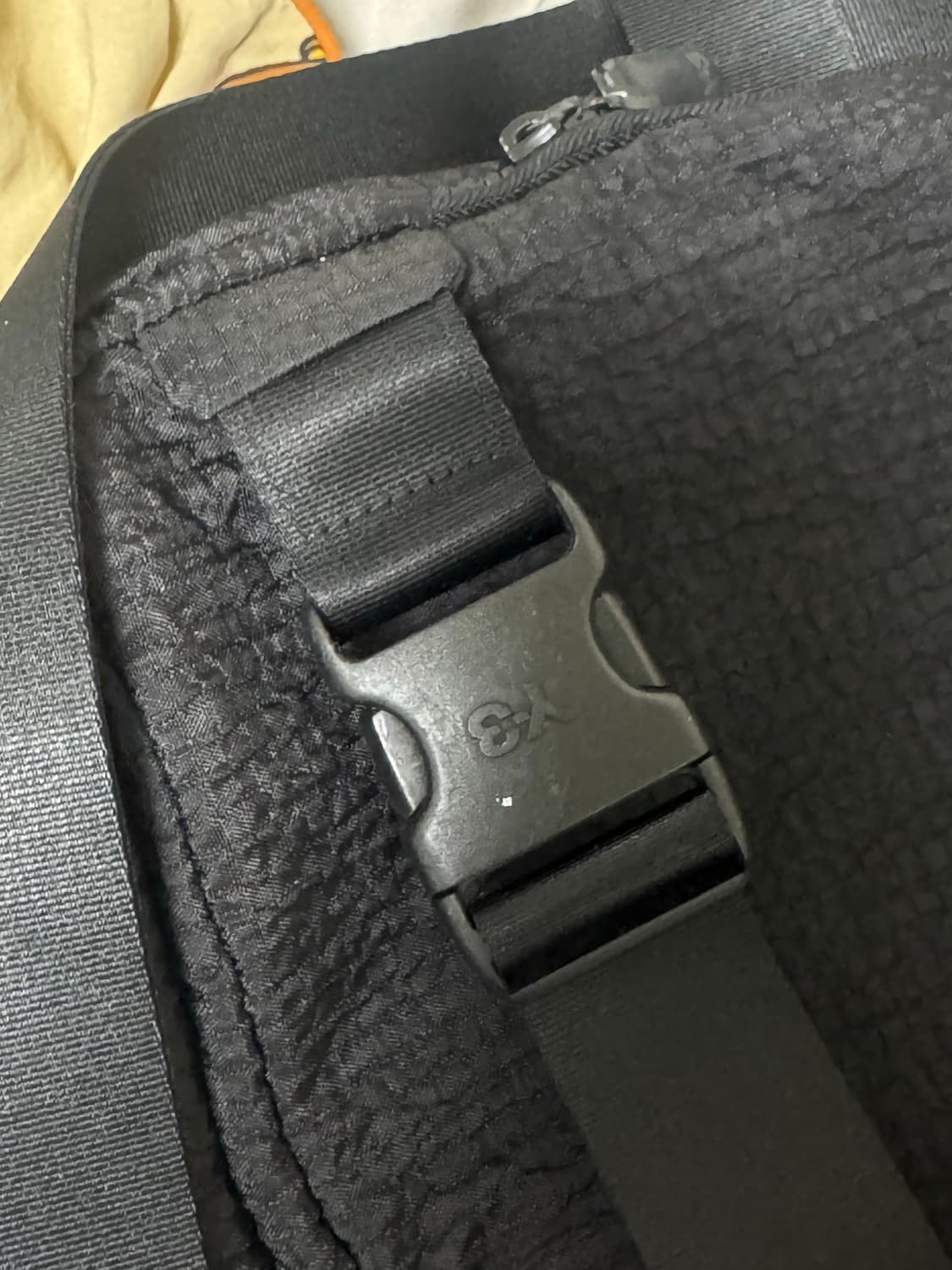 Y-3 요지야마모토 메신저백 상품이미지7