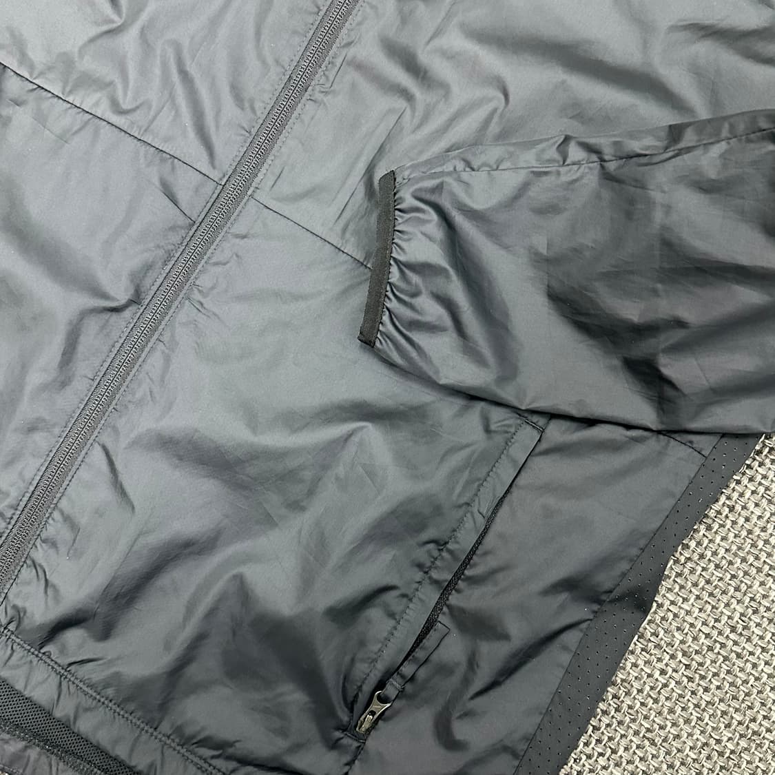 나이키 해외판 리버풀 레어템 바람막이 L 상품이미지6