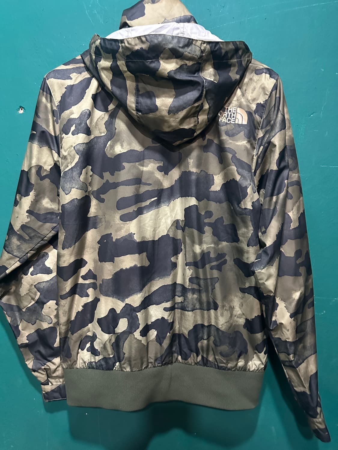 노스페이스 카모 후드바람막이 S 상품이미지3