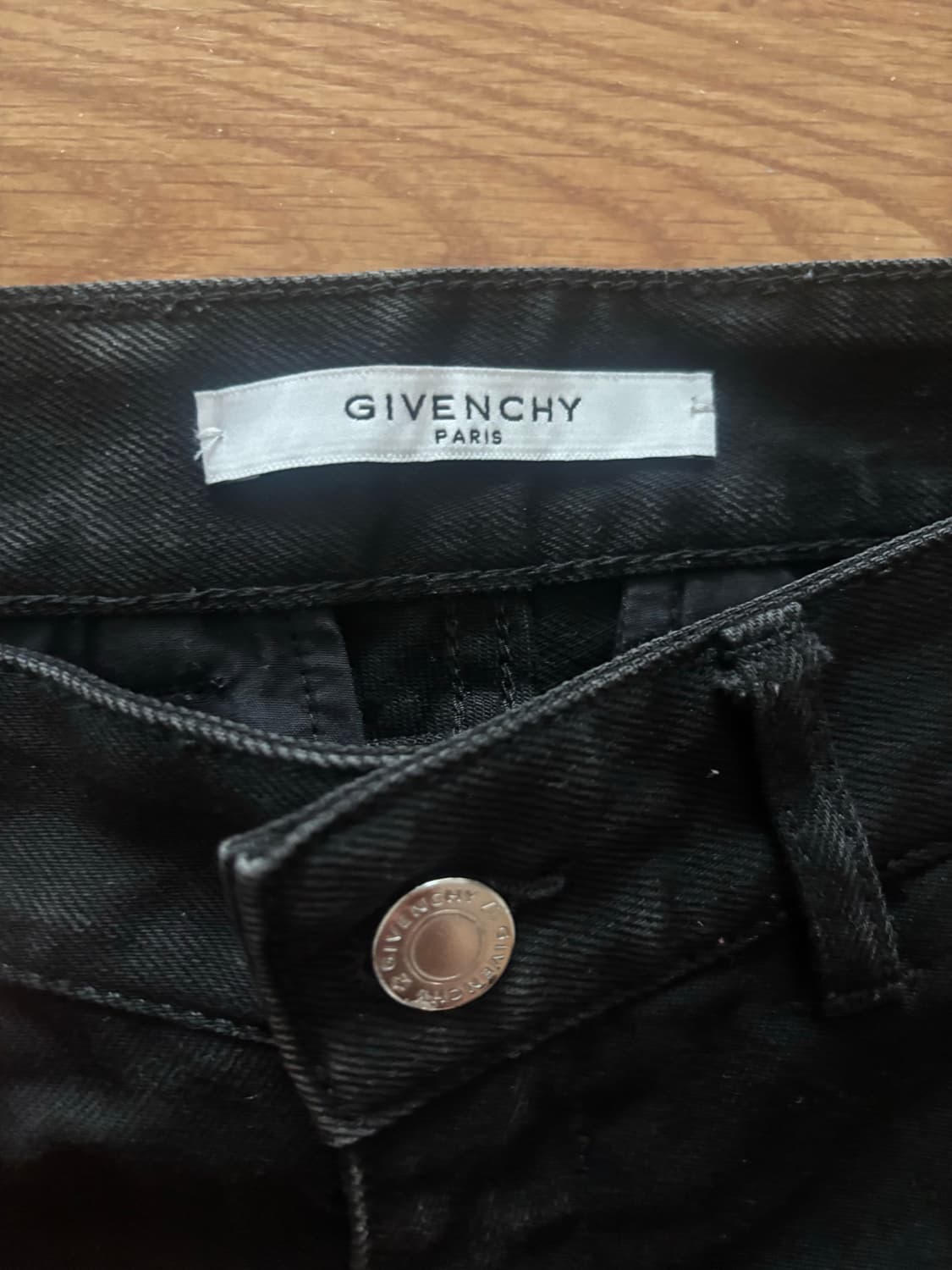 GIVENCHY 상품이미지2