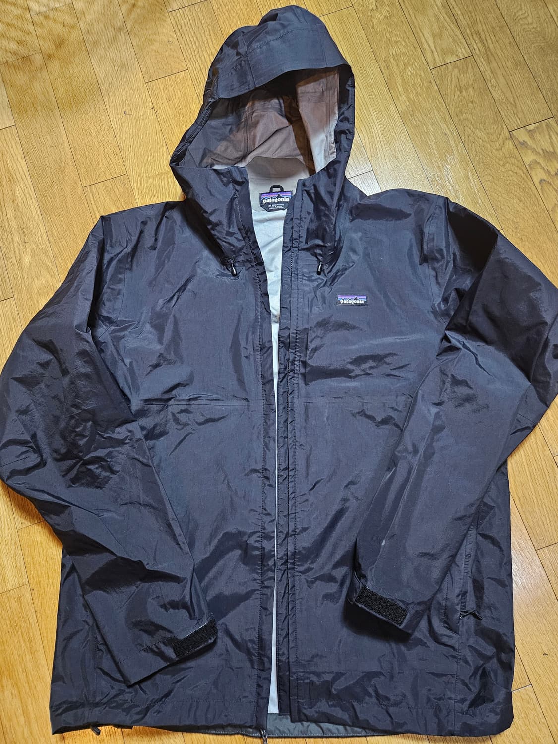 파타고니아 토렌쉘 바람막이 자켓 3l 블랙 xl 등산 고프코어  상품이미지1