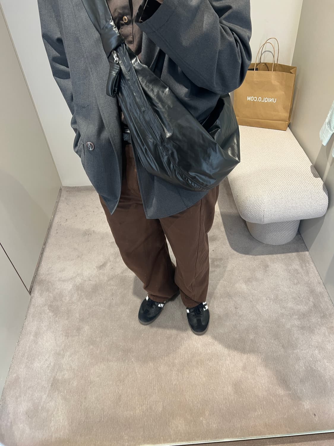 르메르 페이퍼 레더 크루아상 백 라지 상품이미지2