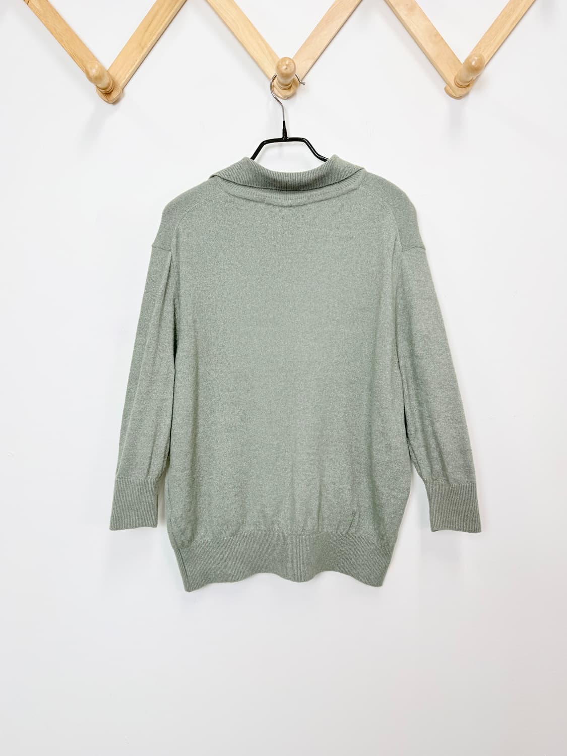 낫띵리튼 버튼 카라니트 상품이미지2