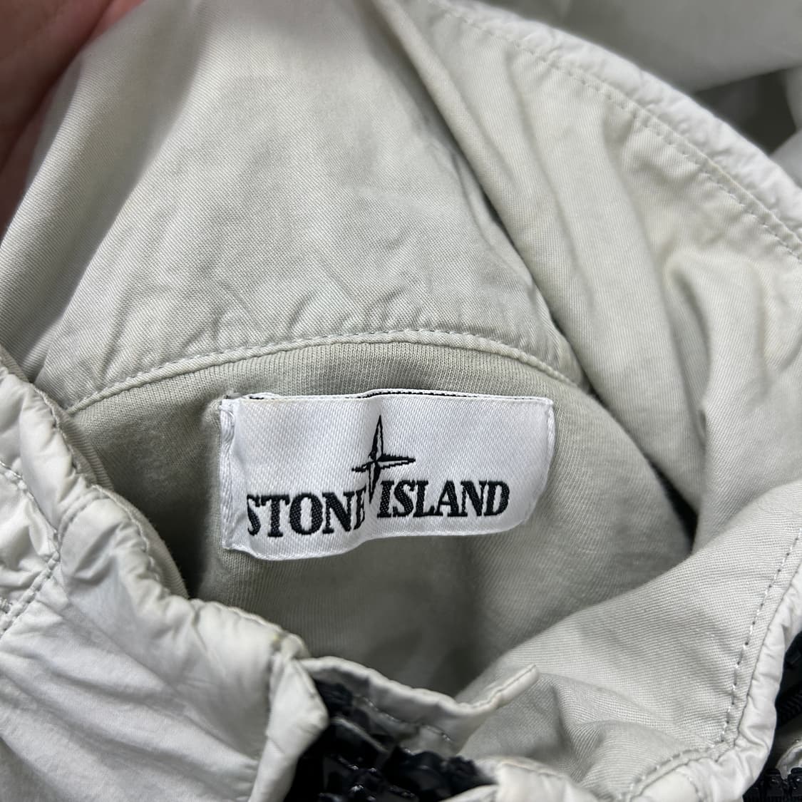 스톤아일랜드 가먼트다이 크링클랩스 후드자켓(M) 상품이미지2