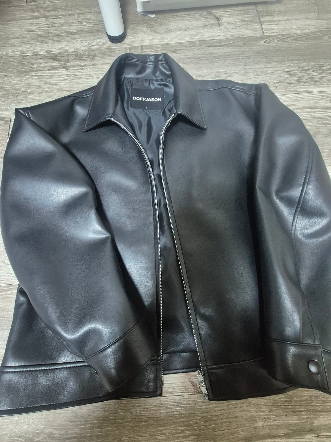 도프데이슨 오버핏 비건레더 싱글자켓 상품이미지3