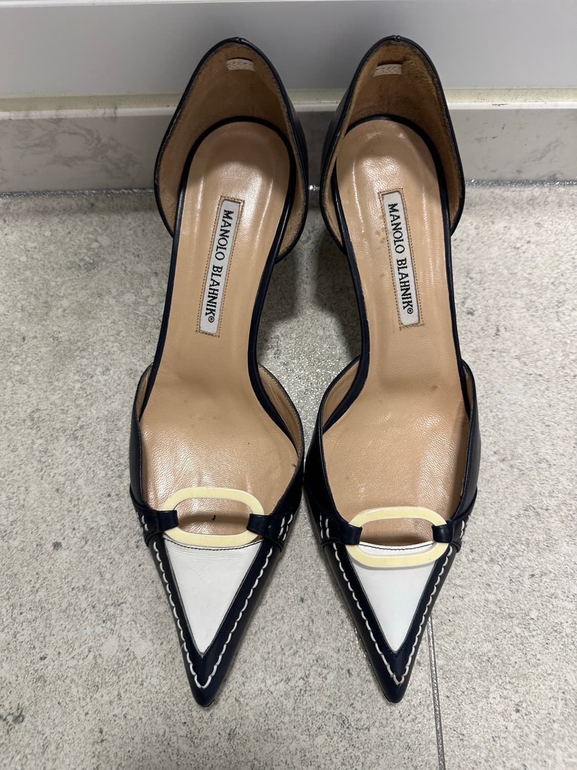 마놀로블라닉 편안한 굽낮은힐 상품이미지1