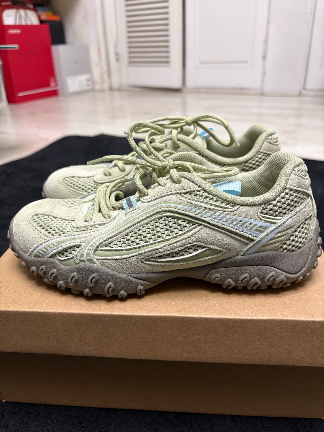 휠라 에샤페 LX 운동화 230 상품이미지1