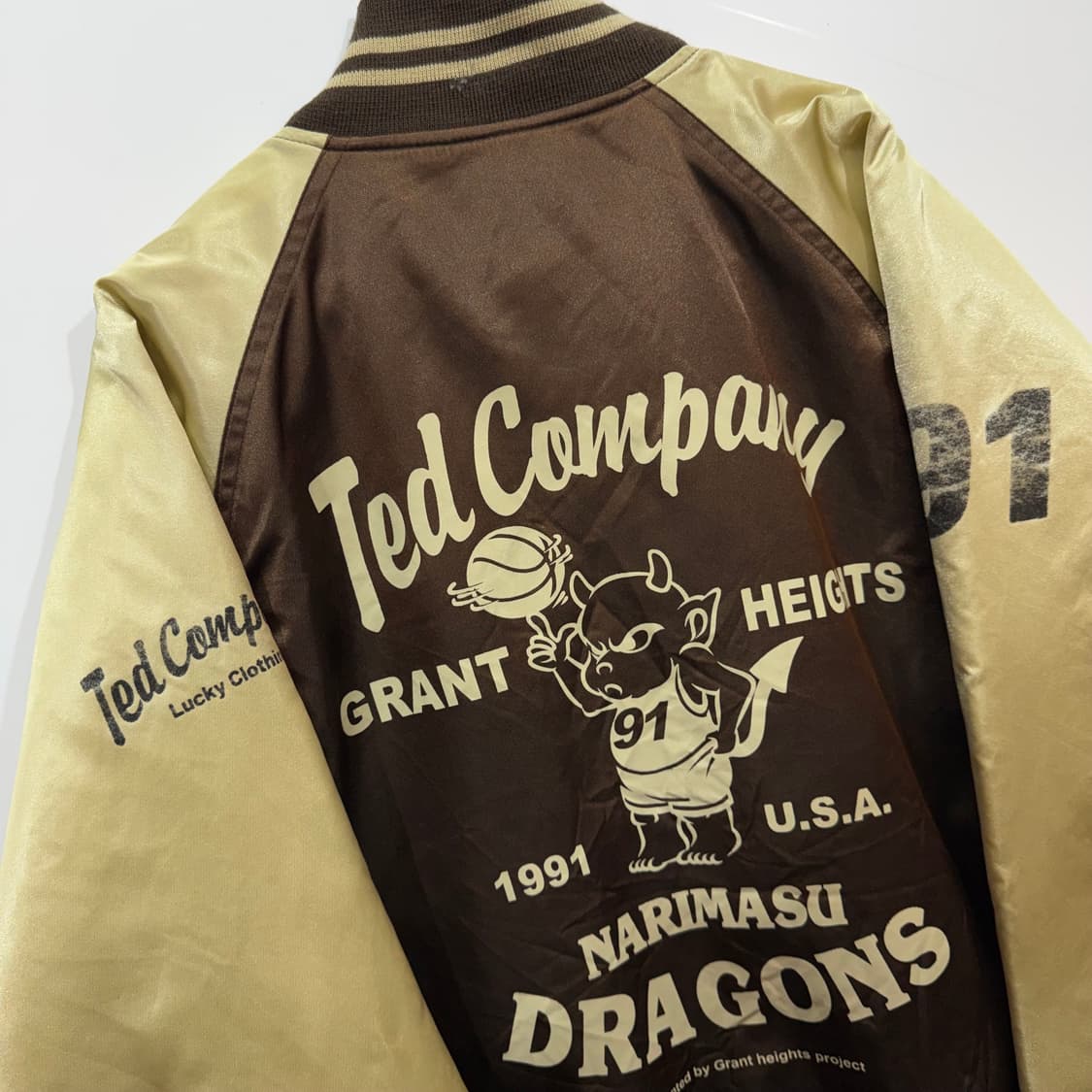 테드 컴퍼니 Dragon Varsity Jacket 상품이미지7