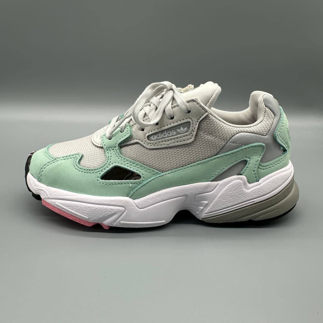 [W220] 슈파고 아디다스 팔콘 운동화 신발 런닝화  상품이미지1