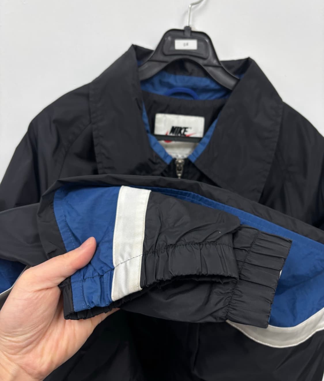 나이키 빅스우시 올드스쿨 바람막이   상품이미지4