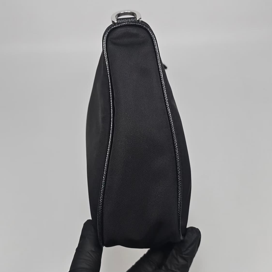 프라다 리나일론 앤 사피아노 레더 숄더백 상품이미지4