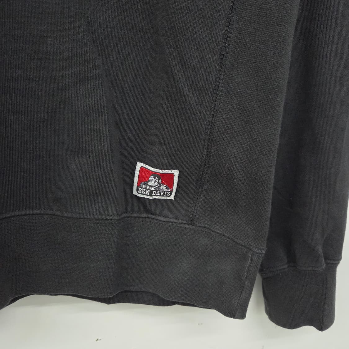 벤 데이비스 검정색 맨투맨 티셔츠 남성M 상품이미지3