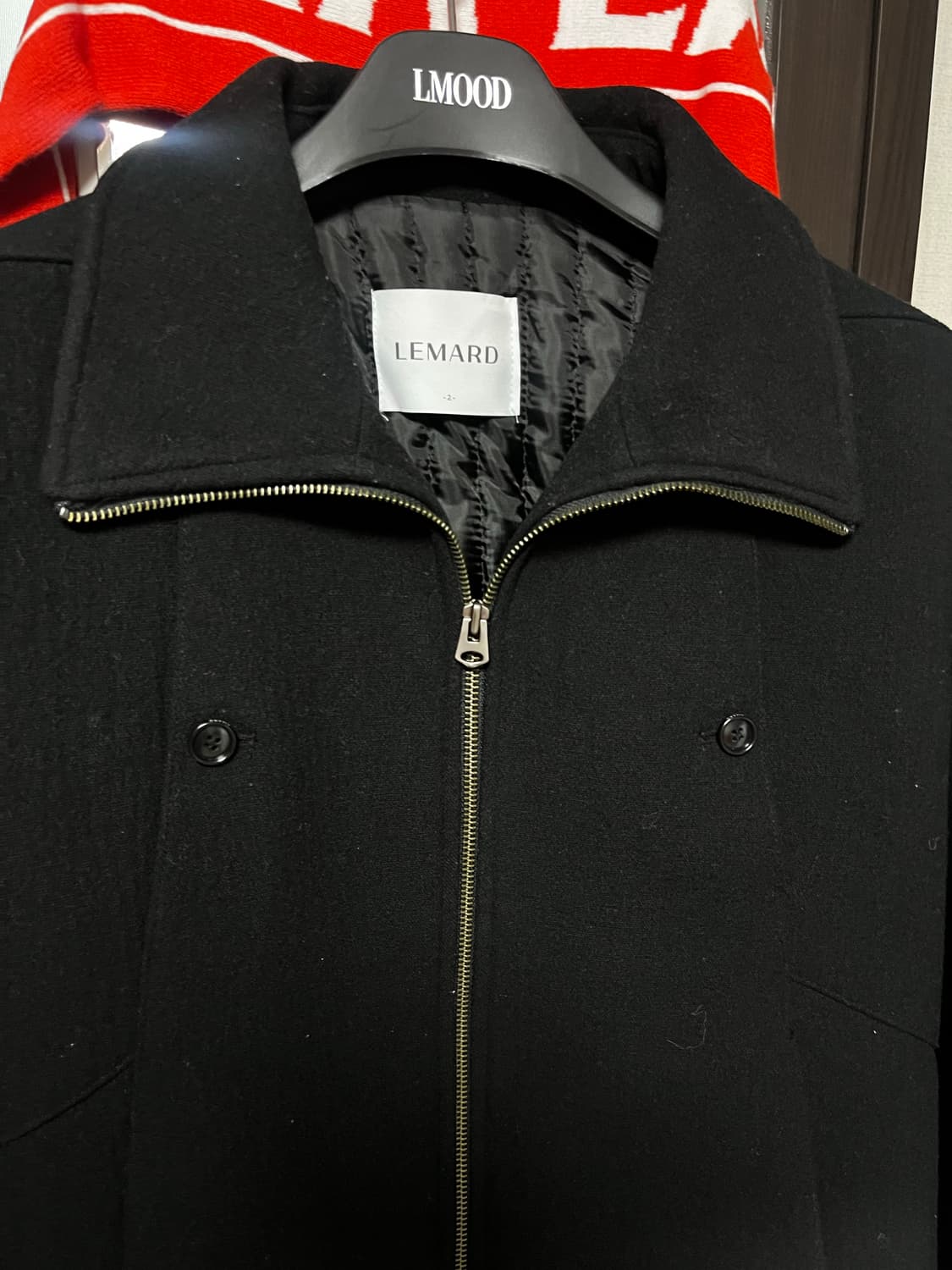 르마드 블랙 색상 하이넥 자켓 2 상품이미지4