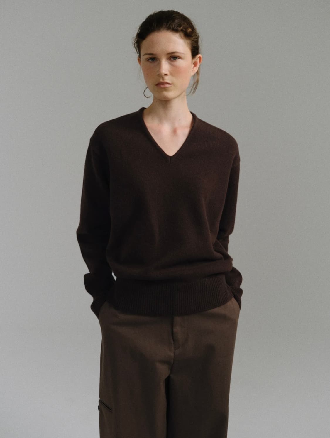 아우브아워 브이넥 니트 상품이미지4