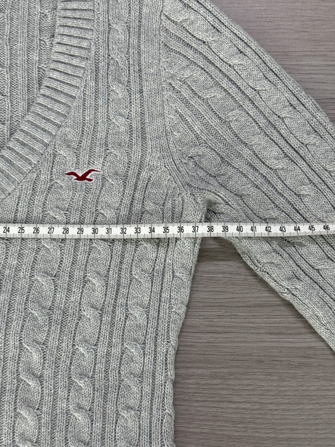 홀리스터 케이블 니트 아이콘 브이넥 스웨터 상품이미지5