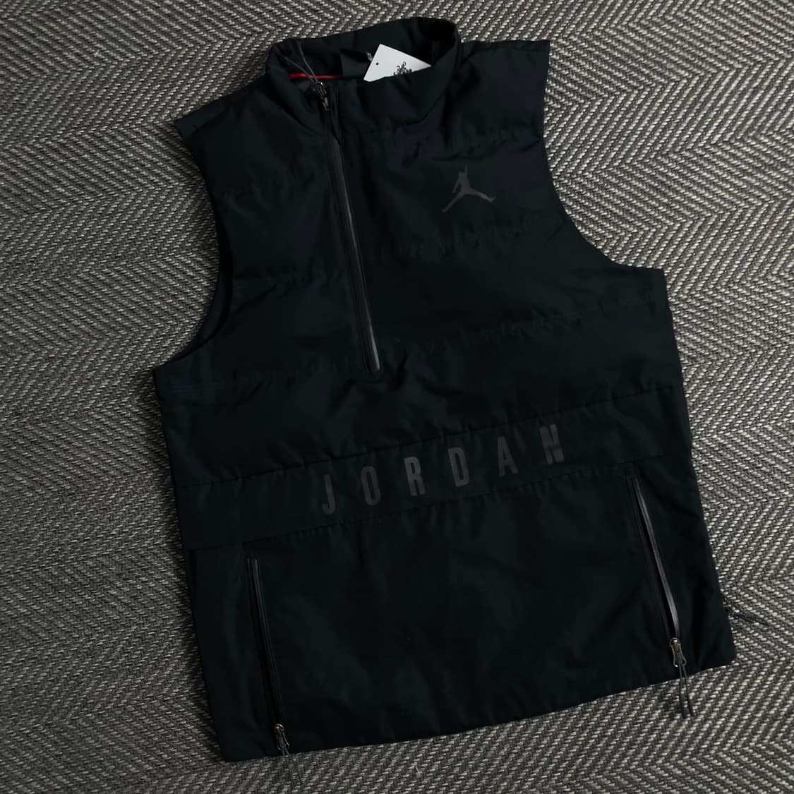 조던 빅로고 러닝 경량 다운 테크 베스트 y 3312 상품이미지1