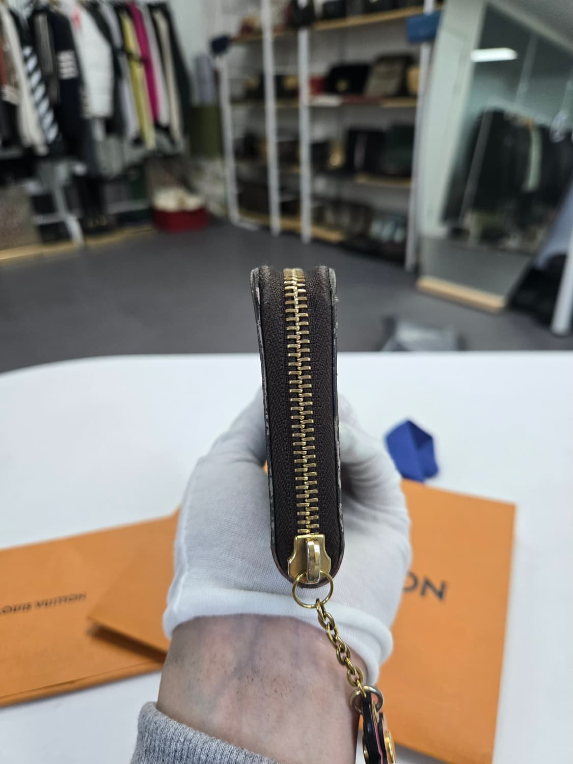 [50%세일] 루이비통 클레망스 장지갑 상품이미지4