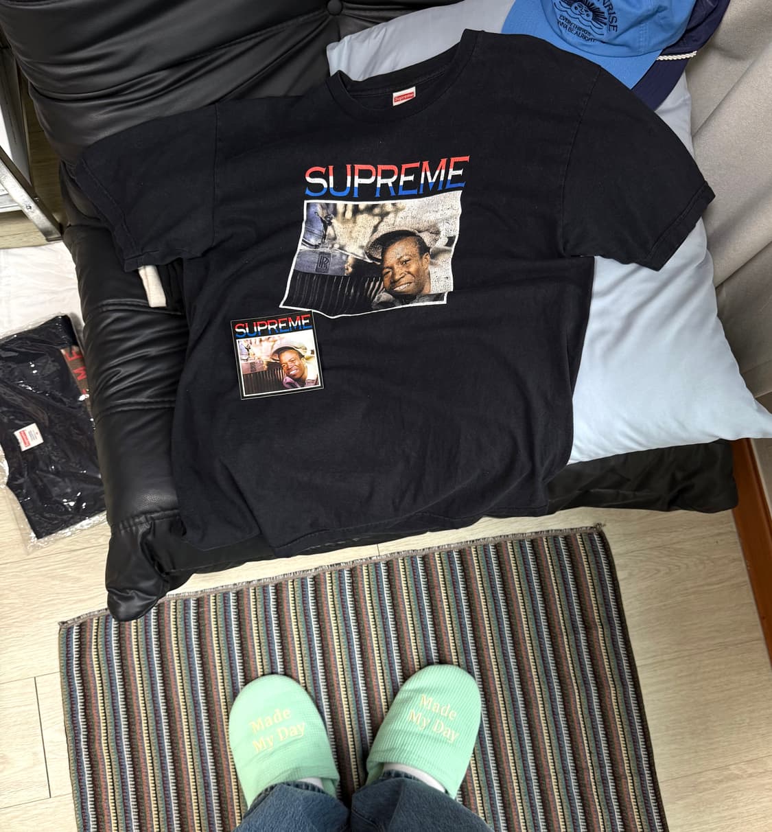 슈프림 베링턴 레비 반팔 티셔츠 상품이미지1