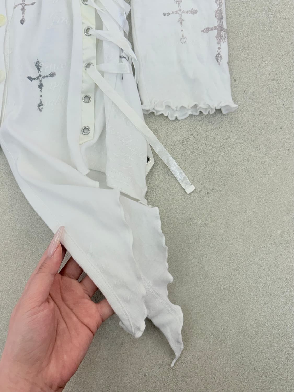 H.naoto 십자 크로스 롱슬리브 상품이미지4