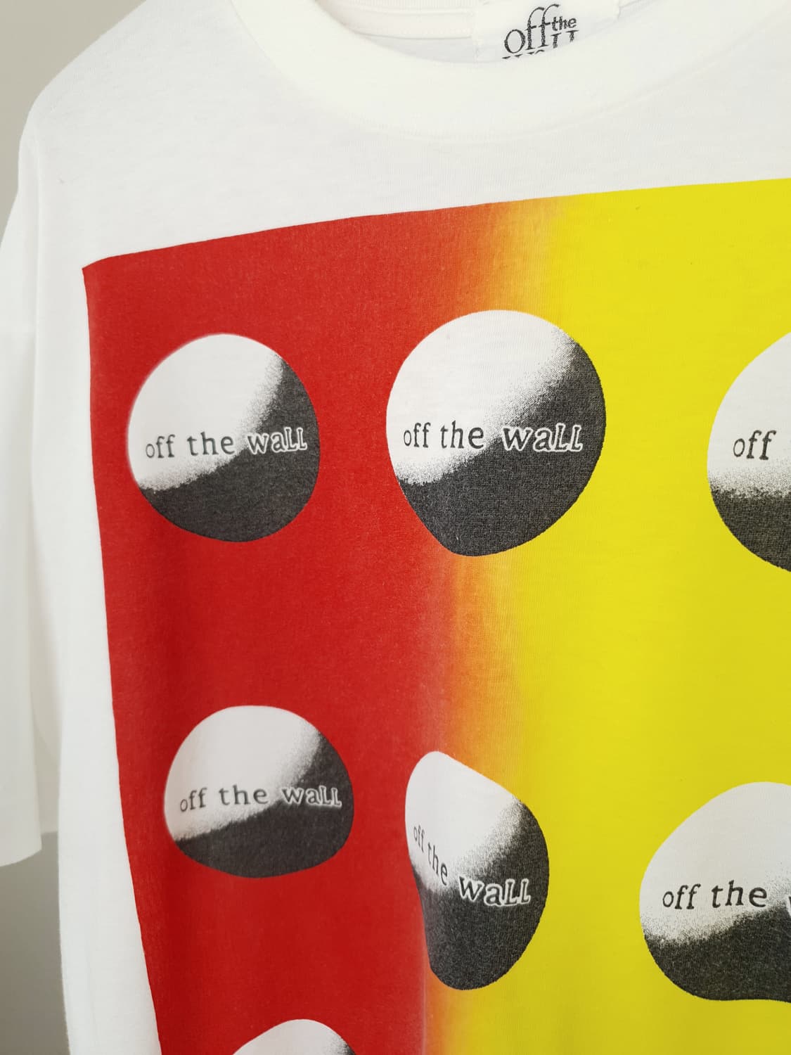 OFF THE WALL print t 상품이미지8
