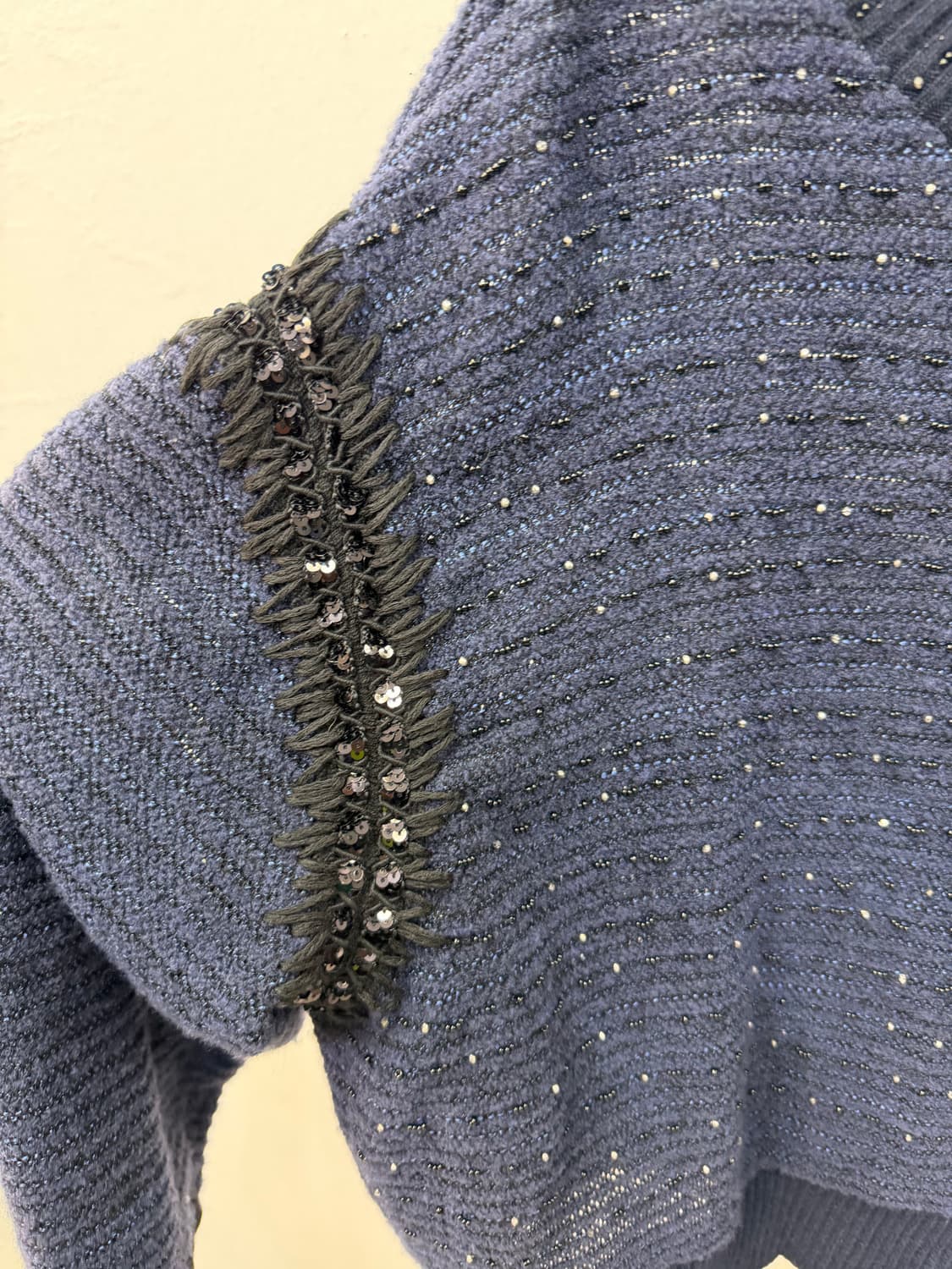 정품) LANVIN 랑방 한섬 22ss 스팽글 니트 스웨터 88 상품이미지3