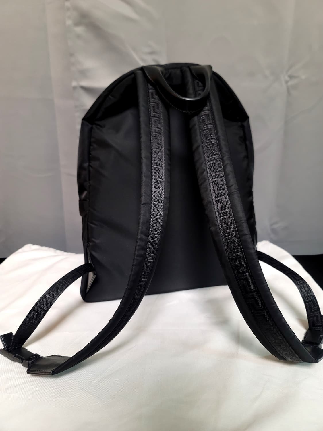 베르사체 백팩,크로스백가방(디올샤넬프라다루이비통구찌셀린느생로랑발렌시아가) 상품이미지4