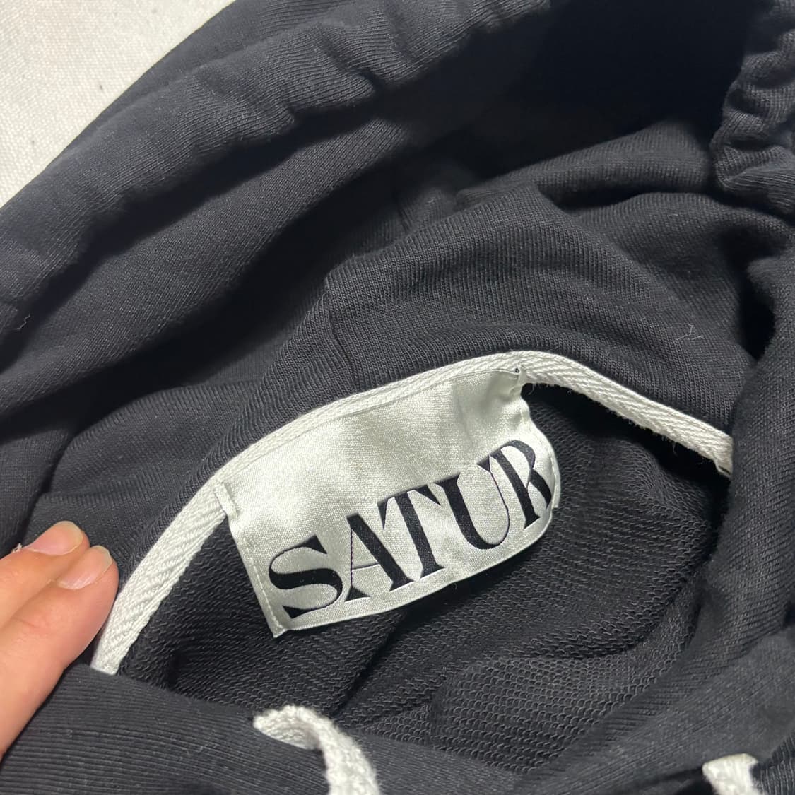 L 세터 빅로고 블랙 후드티 상품이미지4