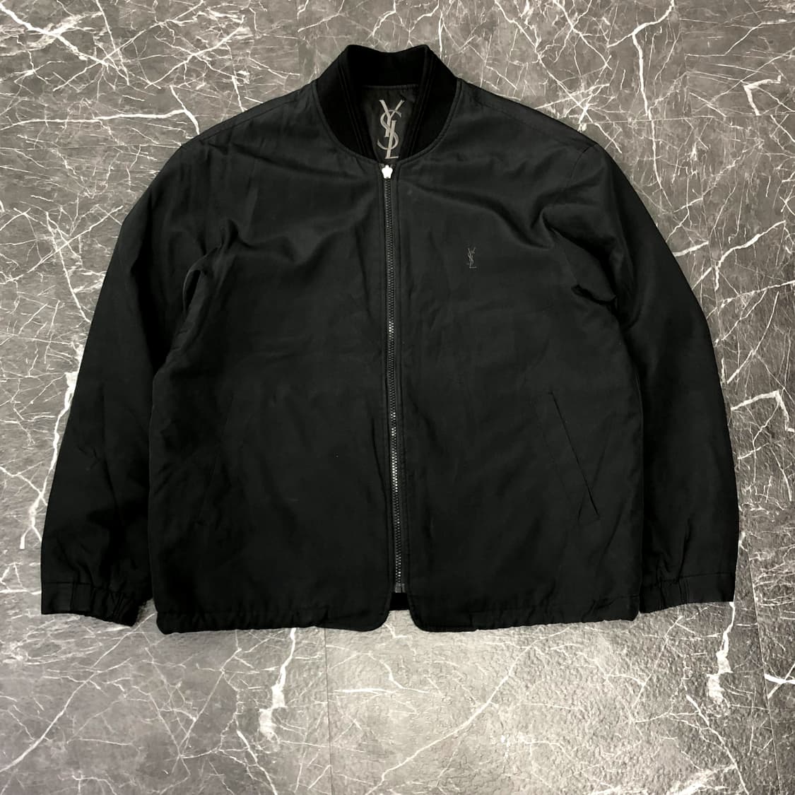 XL 입생로랑 폴리쉘 테크니컬 블랙 봄버자켓 상품이미지3
