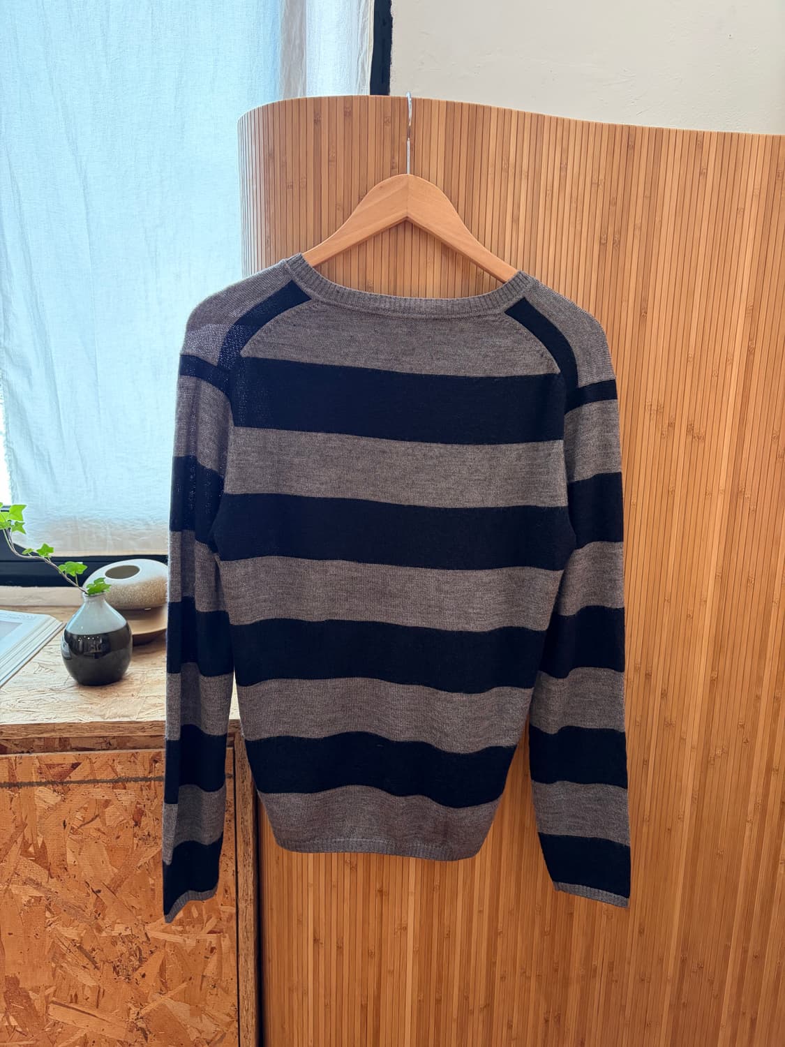 COMME ÇA ISM Stipre V neck Knit 상품이미지7
