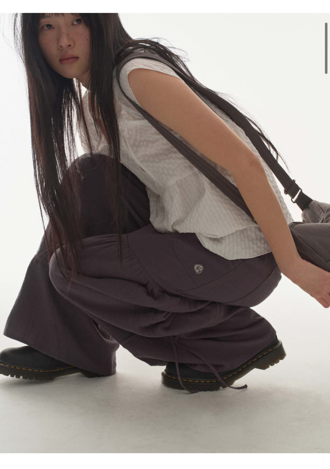 코이세이오 shirring rough pants navy 상품이미지3